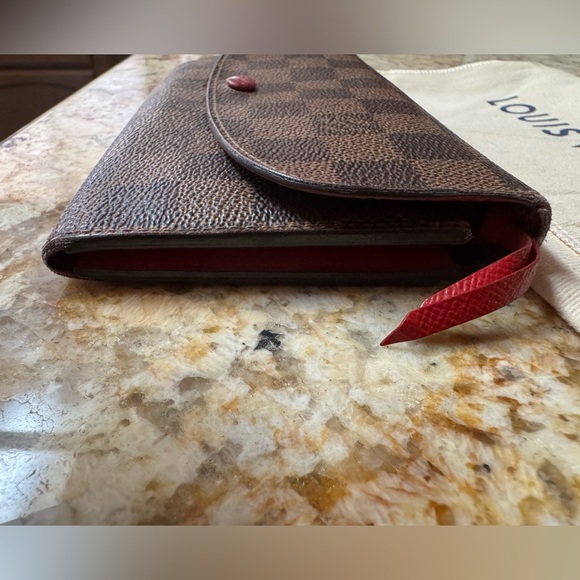 ♥️ Authentic Louis Vuitton Damier Ebene Emilie Wallet Red - Picture 6 of 16